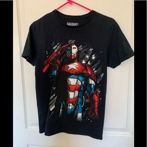 Captain America x Iron Man men’s small tshirt